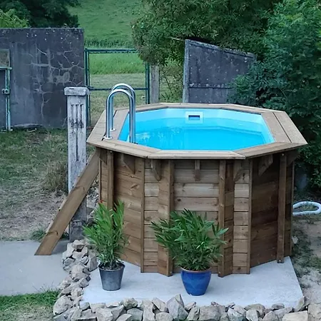 Holiday home Macorn *